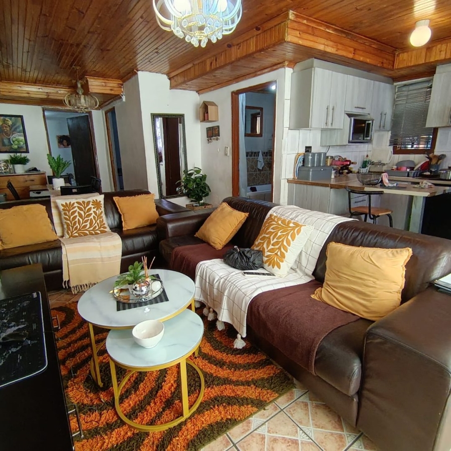 2 Bedroom Property for Sale in Delft Western Cape